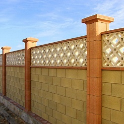 Забор из французского камня 